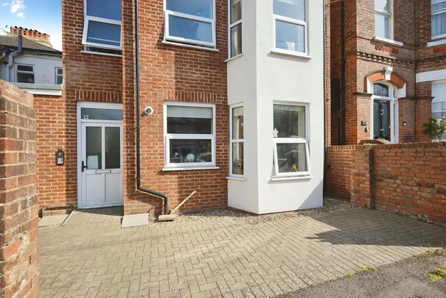 Connaught Road, Folkestone, Kent, CT20, photo 1