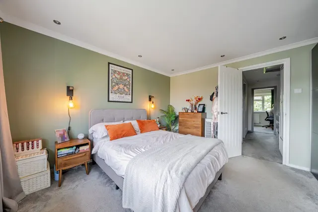 Ravensdale Gardens, Upper Norwood, SE19, photo 3