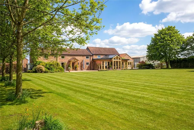 Easingwold Road, Stillington, YO61, photo 1