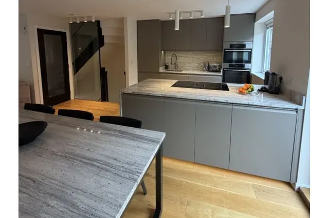 Bluebell Drive, Bradford, BD12, photo 1