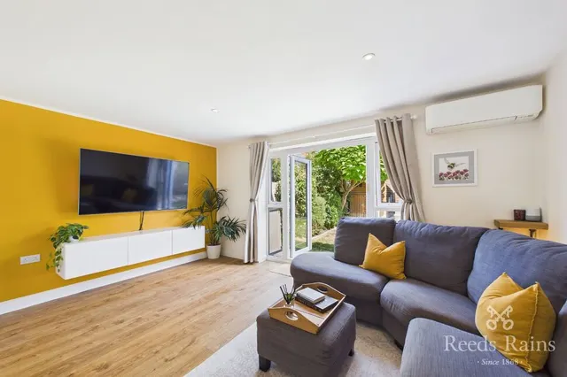 Photo 2 — Sunflower Way, Northwich, Cheshire, CW8