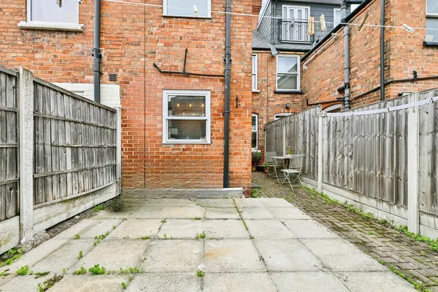 Photo 2 — Richmond Road, West Bridgford, Nottingham