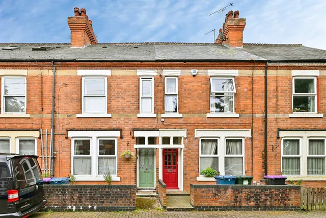 2 bedroom house — Richmond Road, West Bridgford, Nottingham
