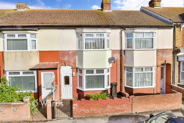 Queenborough Road, Minster-On-Sea, ME12, photo 1