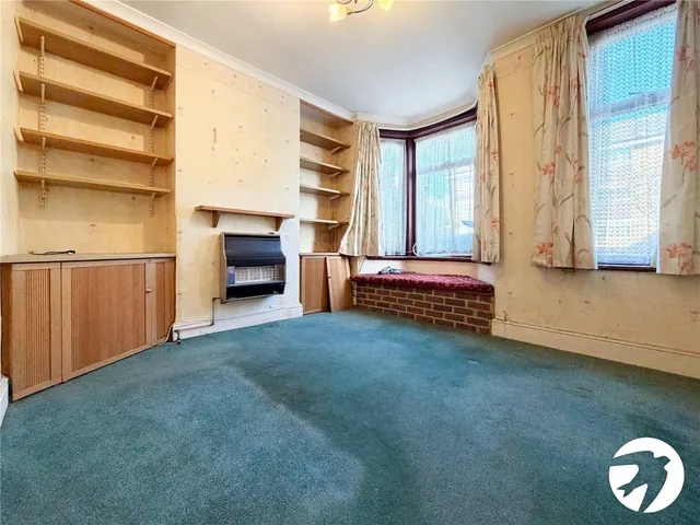 Murston Road, ME10, photo 2