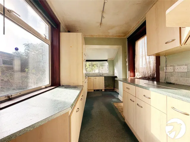 Murston Road, ME10, photo 3