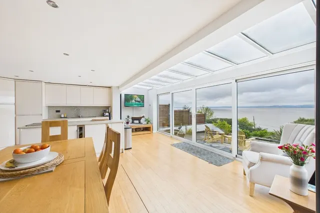 Photo 3 — Walton Bay, Clevedon, North Somerset, BS21