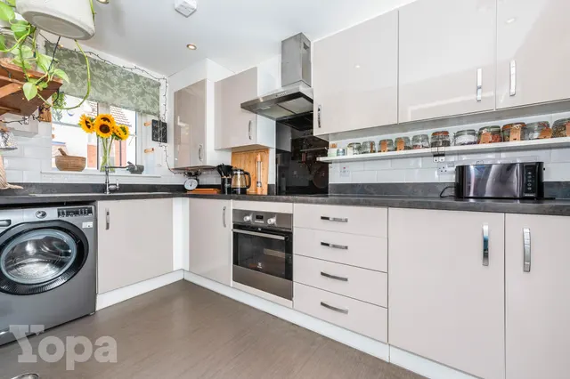 Clearwater Lane, Dartford, DA1, photo 3