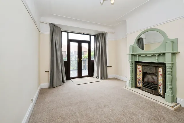 Brockholme Road, Liverpool, L18, photo 2