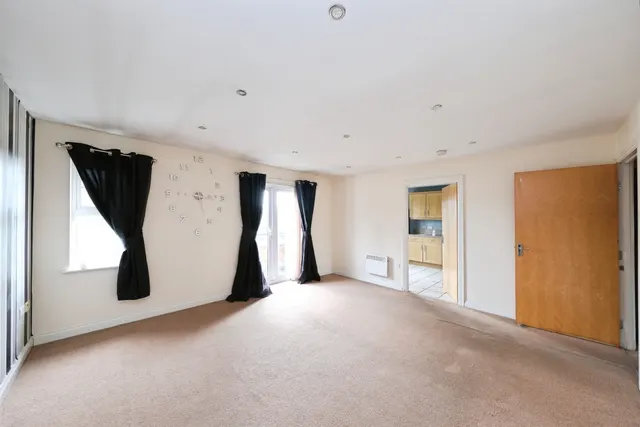 Archdale Close, Chesterfield, S40, photo 3