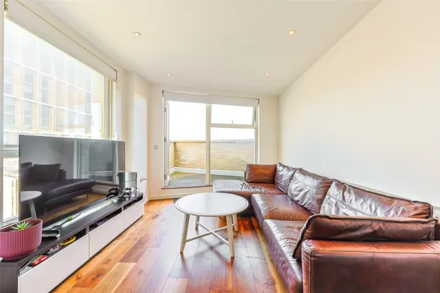 Heath Parade, Colindale, NW9, photo 2