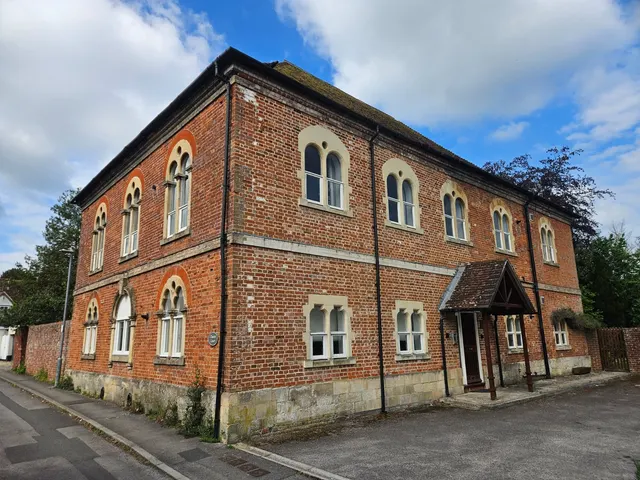 Crow Lane, Wilton, Salisbury, Wiltshire, SP2 0HB, photo 1