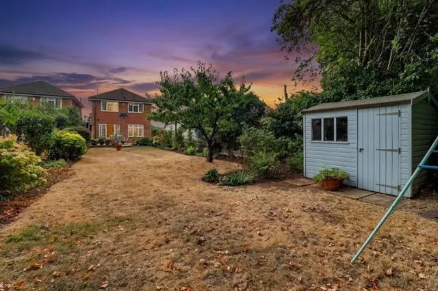 Sutherland Avenue, Biggin Hill, TN16, photo 2