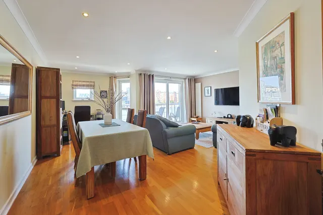 Chatfield Road, Battersea, SW11, photo 1