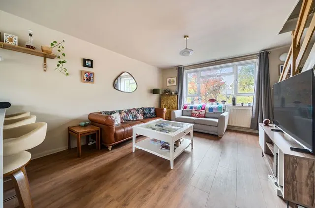 Photo 3 — Burnt Ash Road, 69 Burnt Ash Road London Greater London London, London, Greater London, SE128RF