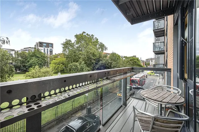 Bermondsey Square, London, SE1, photo 1