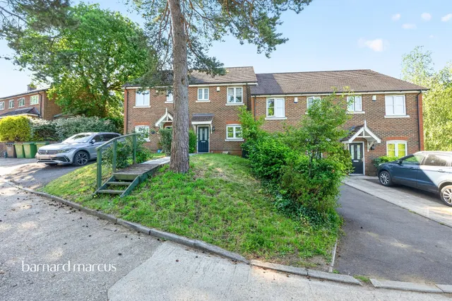 Broome Cottages, Dorking, photo 1