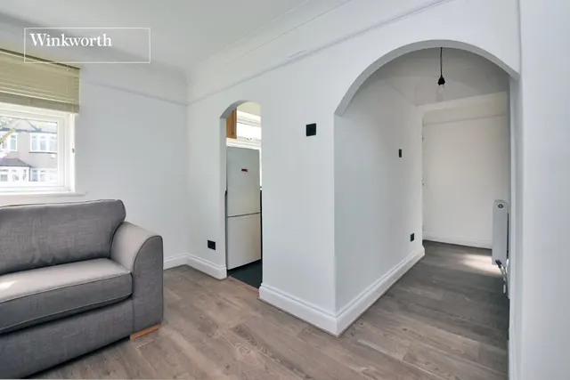 Abbotts Road, Cheam, Sutton, SM3, photo 1
