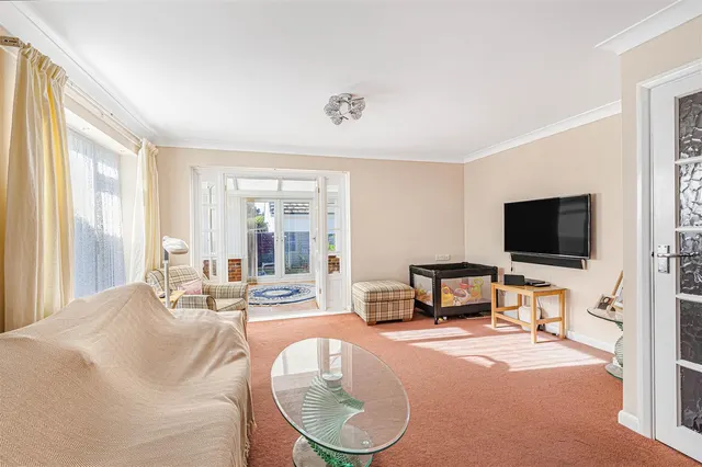 Southview Road, Peacehaven, photo 2
