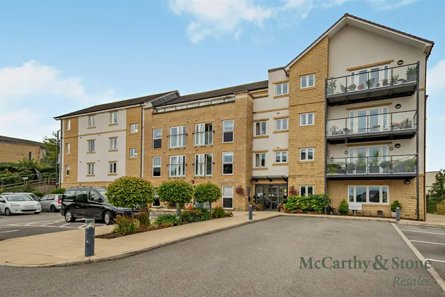 Railway Road, Ilkley, LS29, photo 1