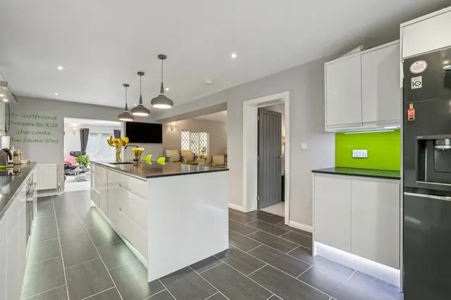 Baldock Road, SG6, photo 2
