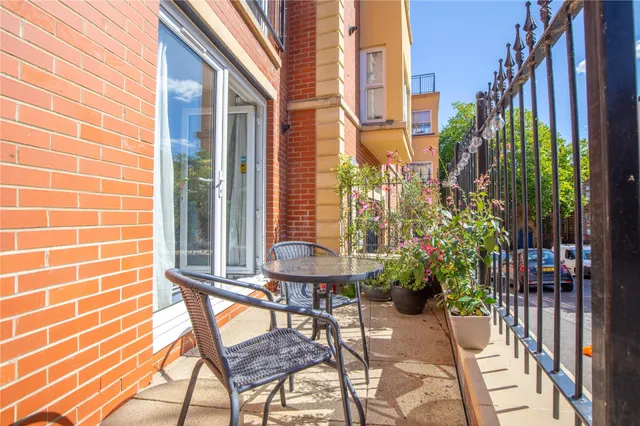 Winsley Road, Bristol, BS6, photo 2