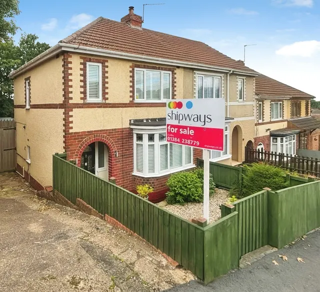 Blackberry Lane, Rowley Regis, photo 1