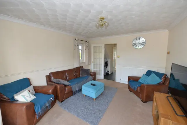 Photo 3 — New Road, Fair Oak, Eastleigh, SO50