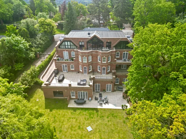 Barnet Lane, Elstree, WD6, photo 3
