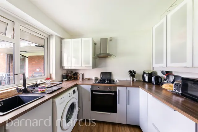 Bell Green Lane, London, SE26, photo 2