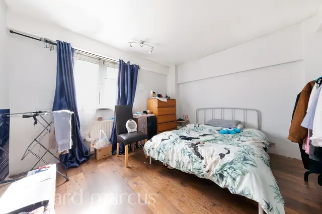 Bell Green Lane, London, SE26, photo 3