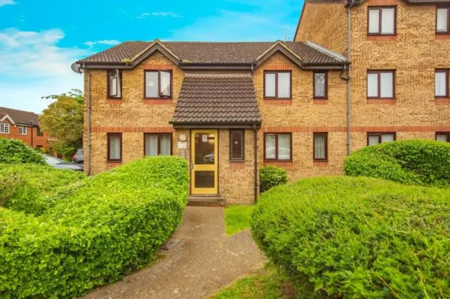 Parsonage Road, Grays, photo 1