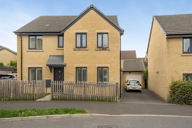 Blackberry Road, Frome, BA11, photo 1