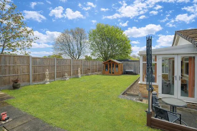 St. Peters Avenue, Scunthorpe, DN16, photo 2