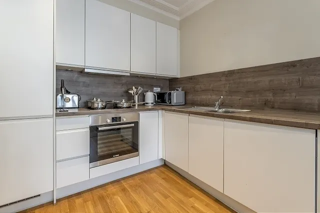 King Street, Lond, W6, photo 3