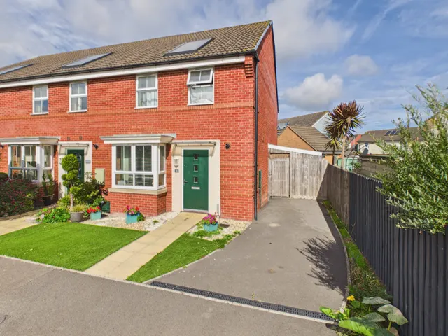 Imperial Way, Bridgwater, photo 1