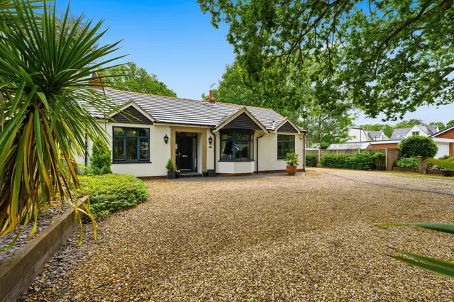 Plantation Avenue, Bessacarr, DN4, photo 2