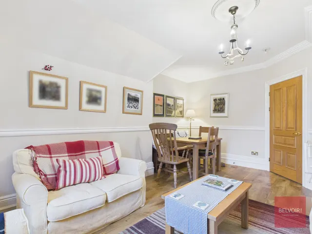 Photo 3 — Langland Bay Manor, Langland, Swansea, SA3