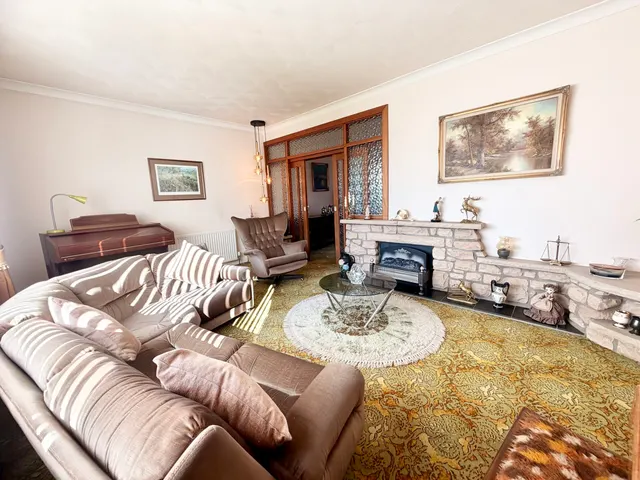 Photo 2 — Muirhall Terrace, Salsburgh, ML7 4LU