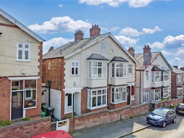 Percival Road, Nottingham, NG5, photo 1