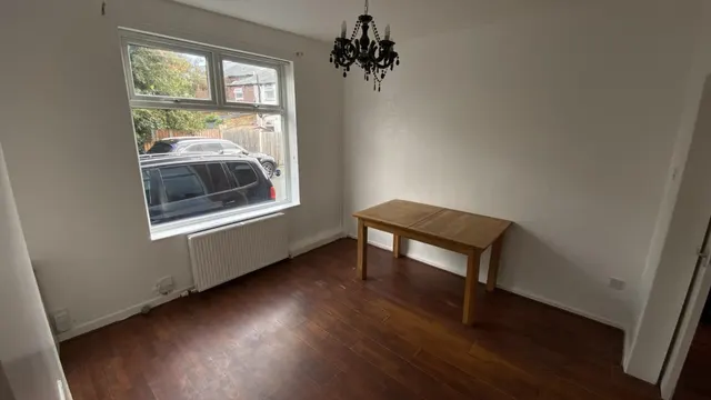 Bramhall Street, Manchester, M18, photo 3