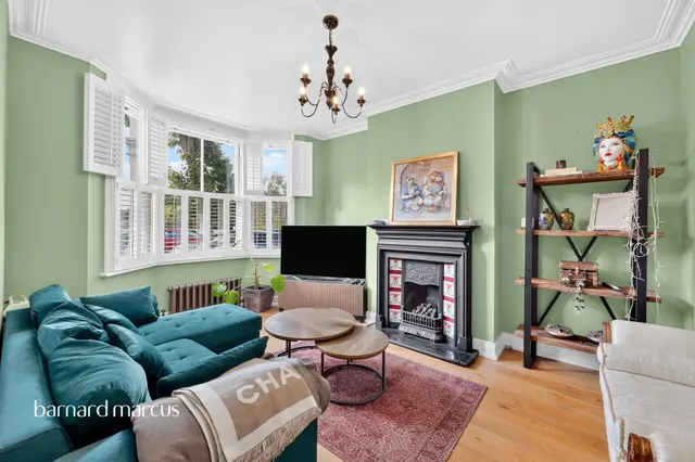 Photo 2 — Blagdon Road, New Malden
