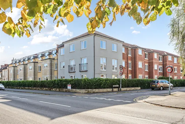 Maywood Crescent, Fishponds, BS16, photo 1