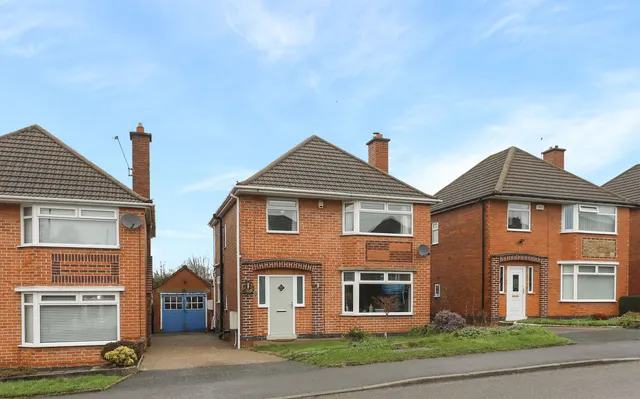 Moorland View Road, Chesterfield, S40, photo 1