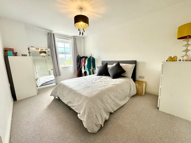Photo 3 — 2 Millgrove Street, Swindon, Wiltshire, SN25 2LR