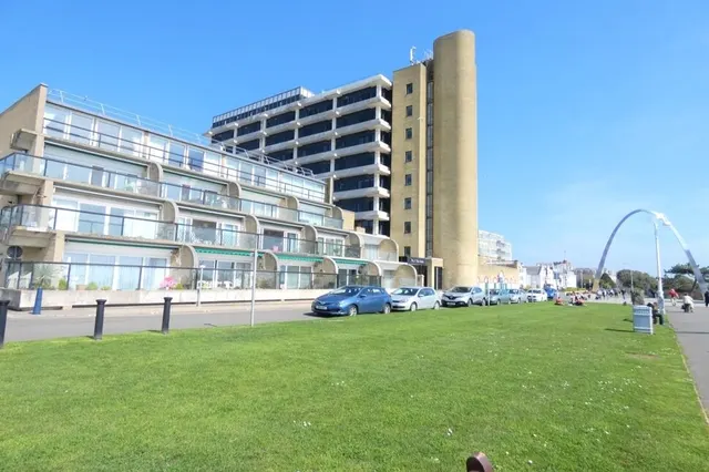 The Leas, Folkestone, Kent, CT20, photo 1