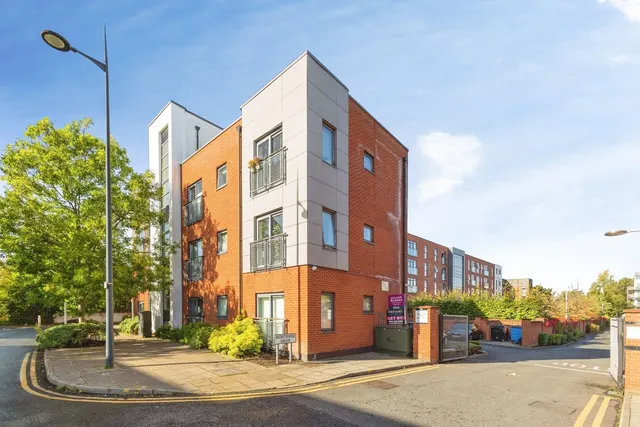 Montmano Drive, Didsbury, M20, photo 1