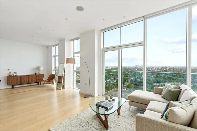 Woodberry Grove, London, N4, photo 1