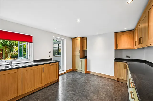 Photo 3 — Blandford Road, Beckenham, BR3