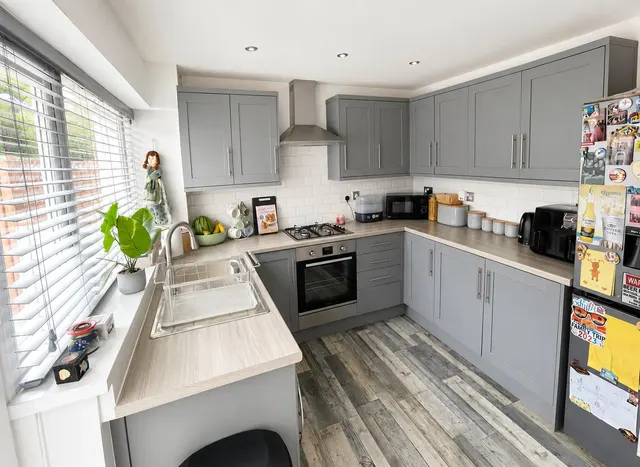 Trehafod Road, Pontypridd, CF37, photo 2